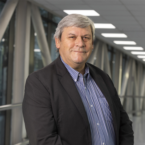 Dr. Gonzalo Valdivia Cabrera